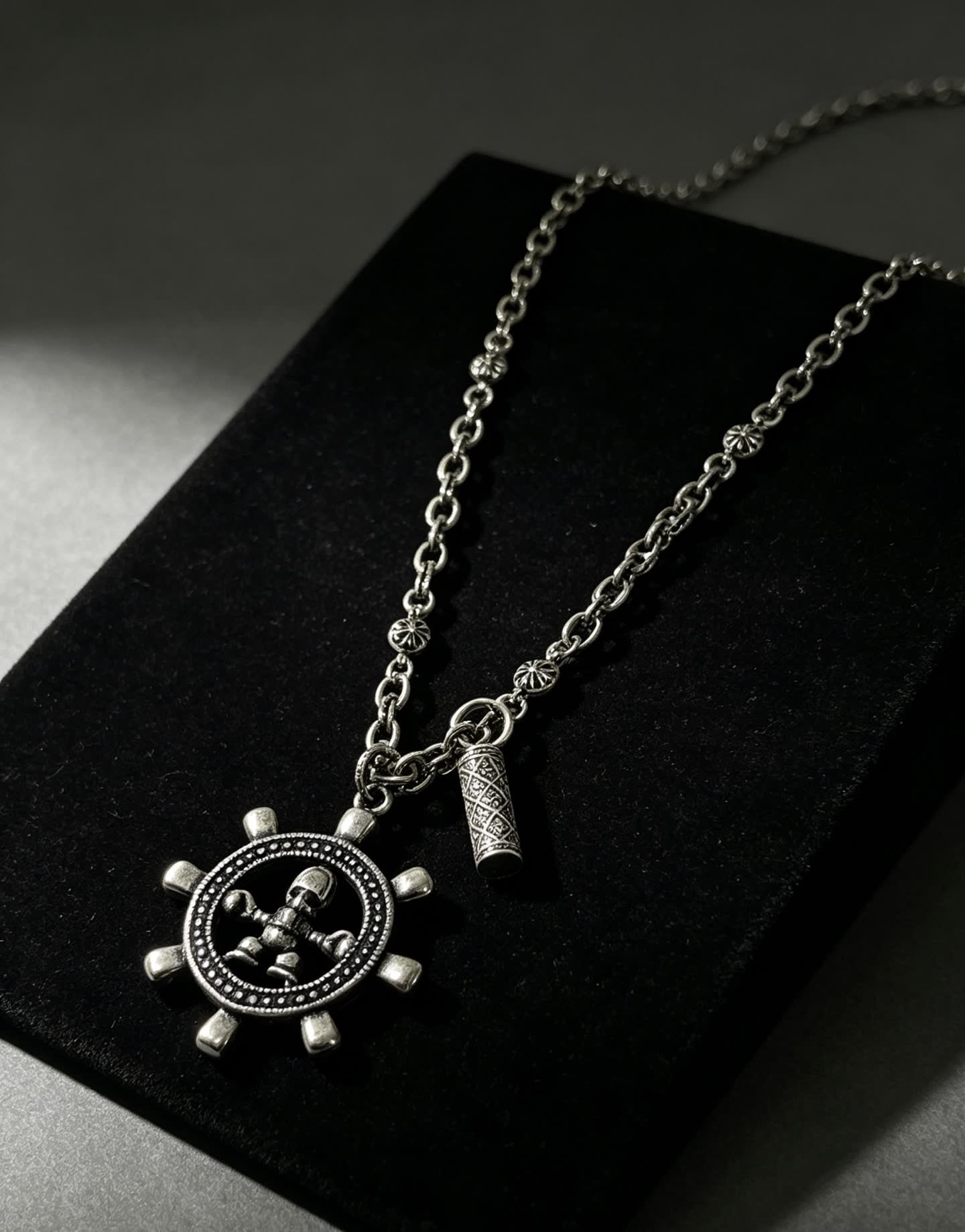 Chrome Hearts Silver Skull and Crossbones Pendant Necklace